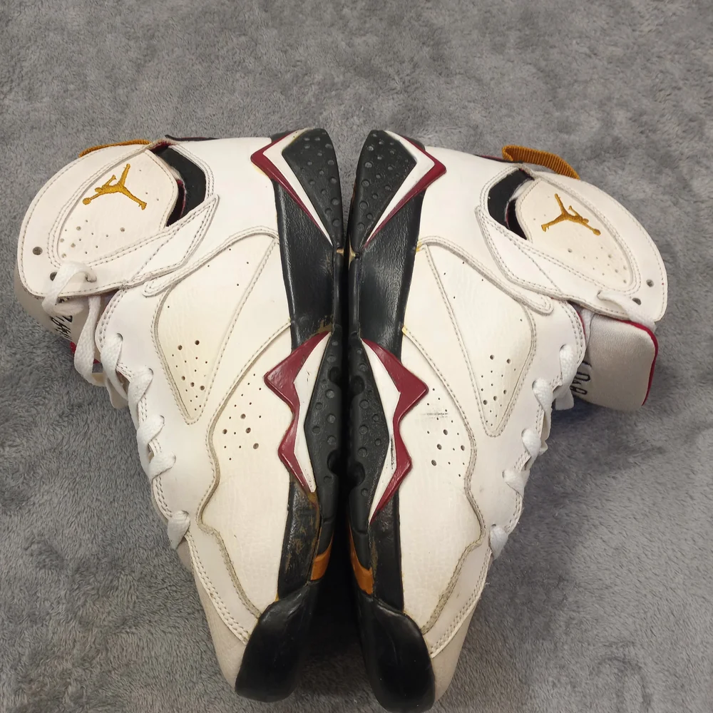 Jordan Men's White and Red Sneakers Size 6Y - Picture 3 of 10